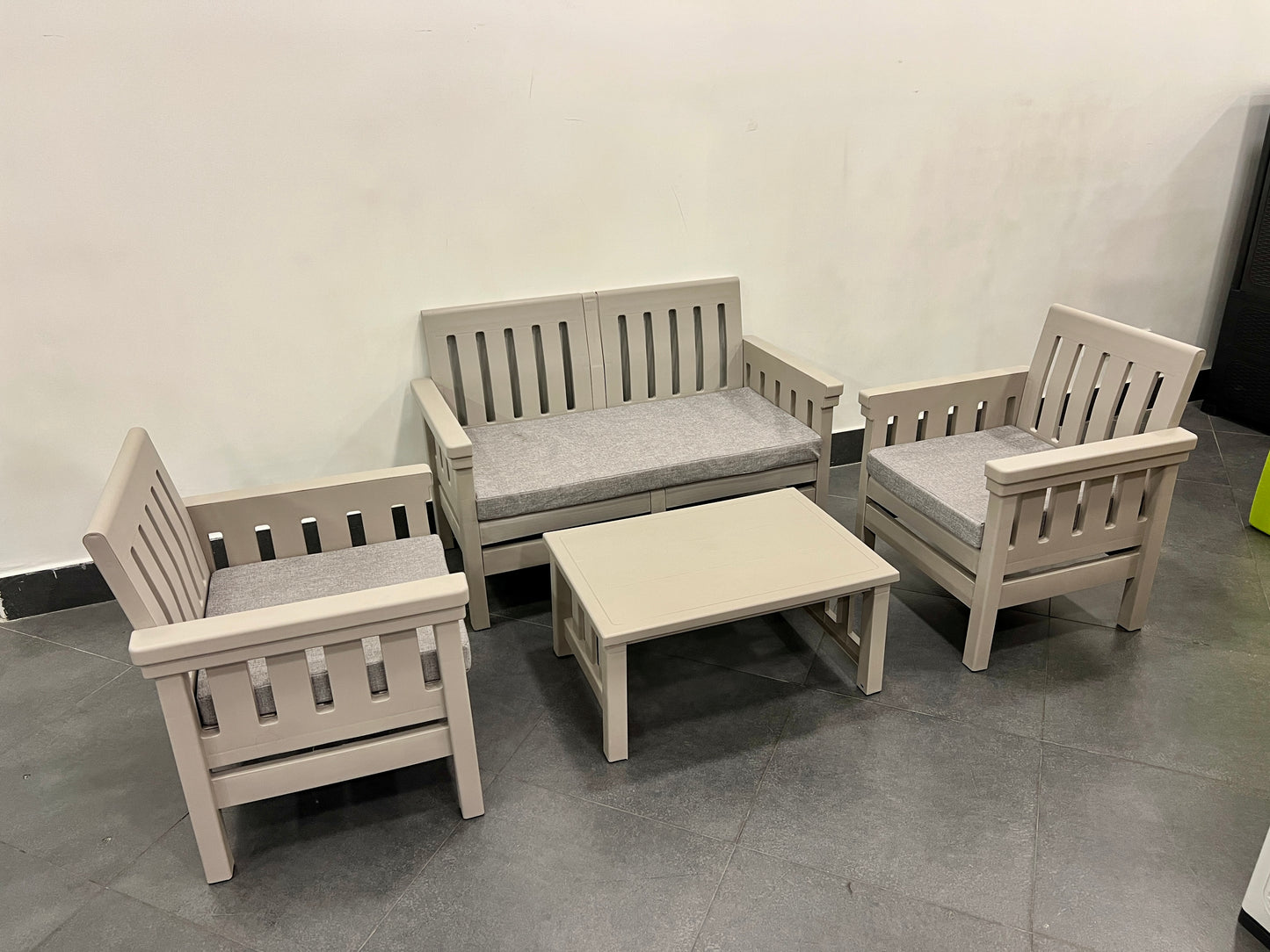 TOP set 4 seater