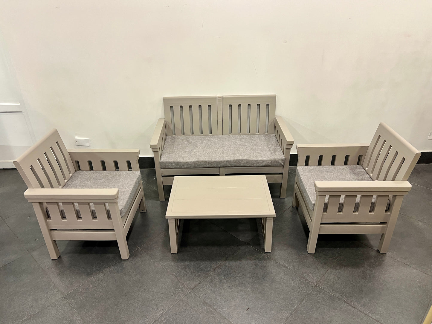 TOP set 4 seater