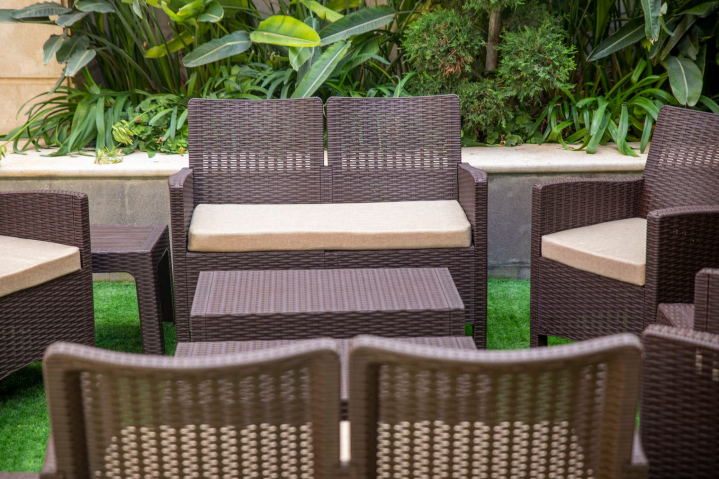 Rattan set 7 seaters