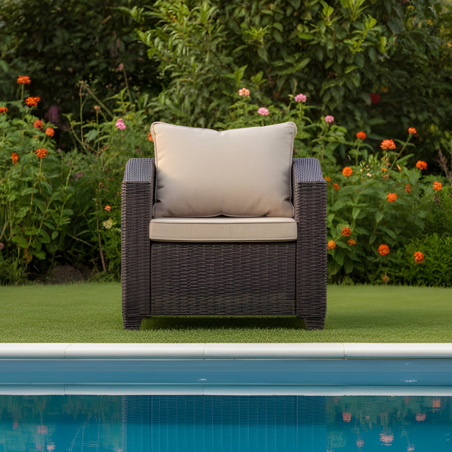 Grand  Two Set 4 seaters